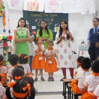 2d2de7e4 75dd 4d4c A973 0136a60bccde